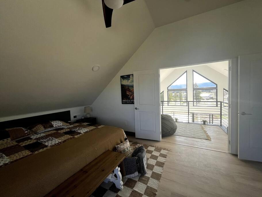 Willa Red Rock Retreat Stunning Floor To Ceiling Views Hatch Zewnętrze zdjęcie