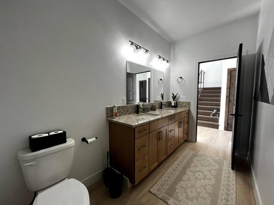 Willa Red Rock Retreat Stunning Floor To Ceiling Views Hatch Zewnętrze zdjęcie